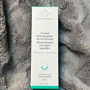 Drunk Elephant Protini Powerpeptide Resurf Serum